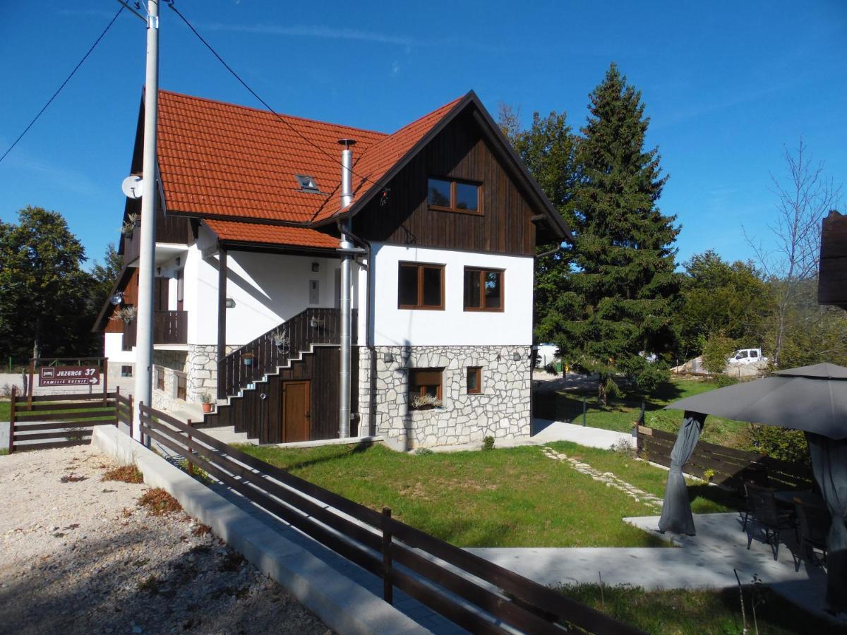 Guesthouse Family Bosnic Plitvicka Jezera Exterior photo